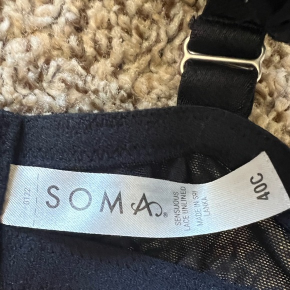 Soma Unlined Bra - Picture 3 of 3